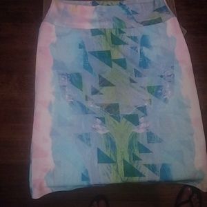 FINAL PRICE-BNWOT Lularoe watercolor Cassie